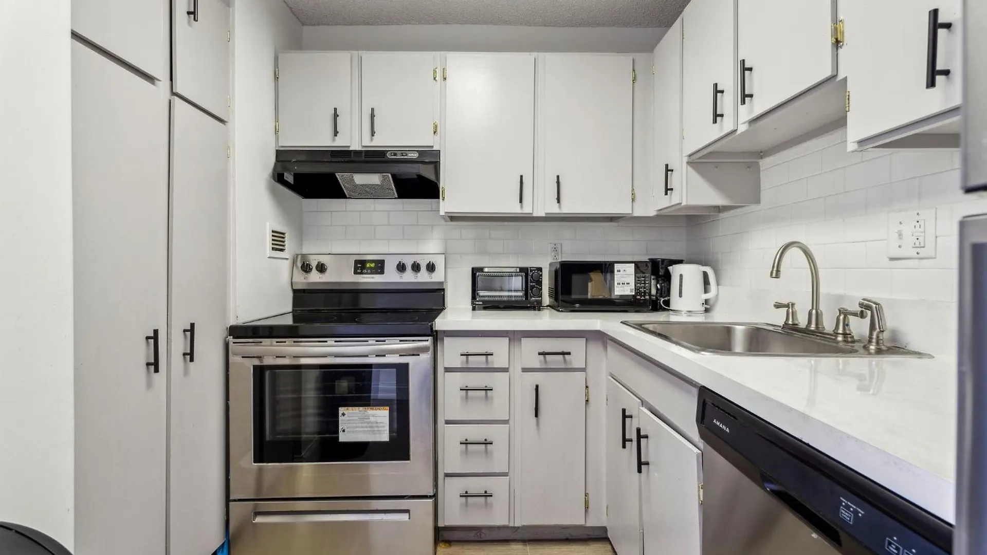 Legacy At Imperial Village 915 I 1 Bed 1 Bath Richmond Apartment